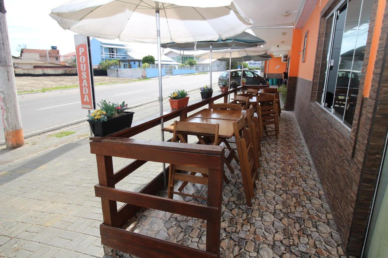 Pousada Praia Da Fortaleza 450 Metros Do Parque Beto Carrero Com Cafe Da Manha Пенья Экстерьер фото