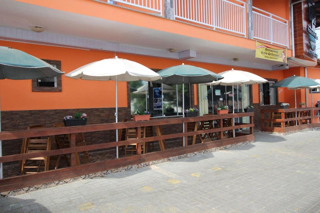 Pousada Praia Da Fortaleza 450 Metros Do Parque Beto Carrero Com Cafe Da Manha Пенья Экстерьер фото